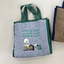 【日系限定｜史奴比刺繡羊羔絨手提包】