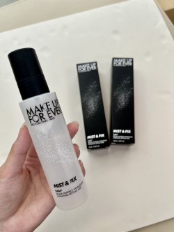 【MAKE UP FOR EVER 超光肌活氧定妝噴霧(100ml)】