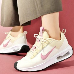 【日本Nike｜Air Max INTRLK Lite珍奶粉勾配色女款運動鞋】