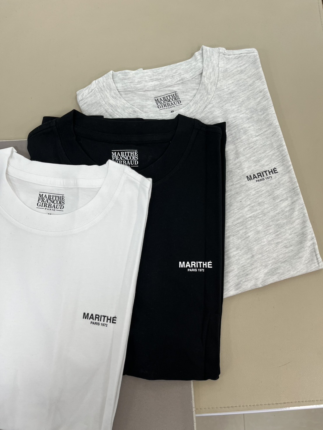 【韓國 Marithé｜小標短袖T恤三件組】