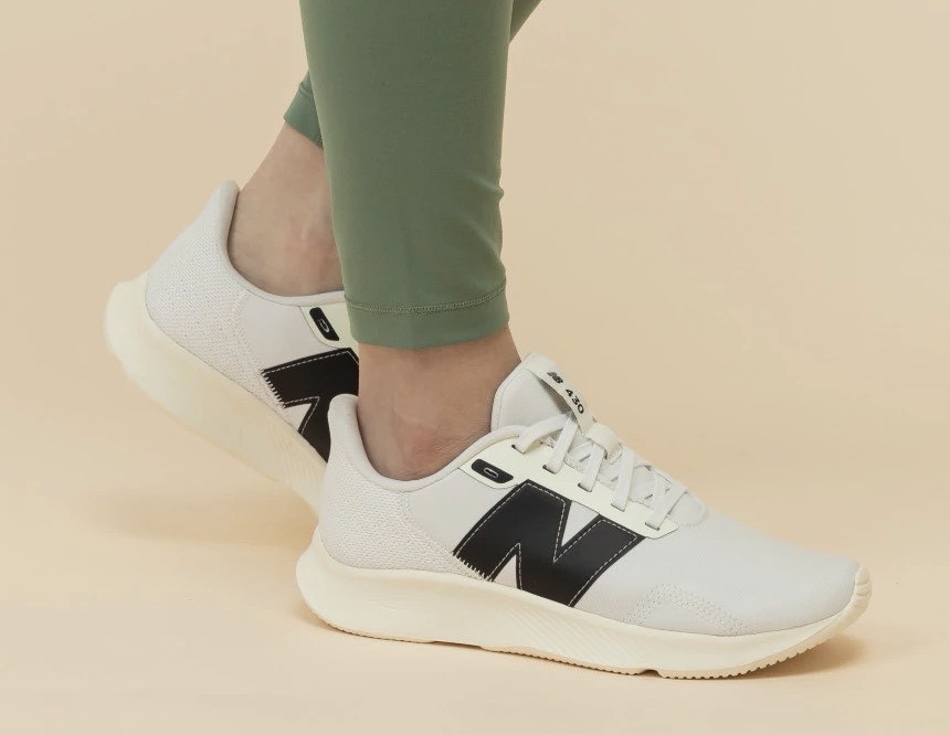 ♘【New Balance｜430白黑色女運動鞋 (WE430RW3-D)】