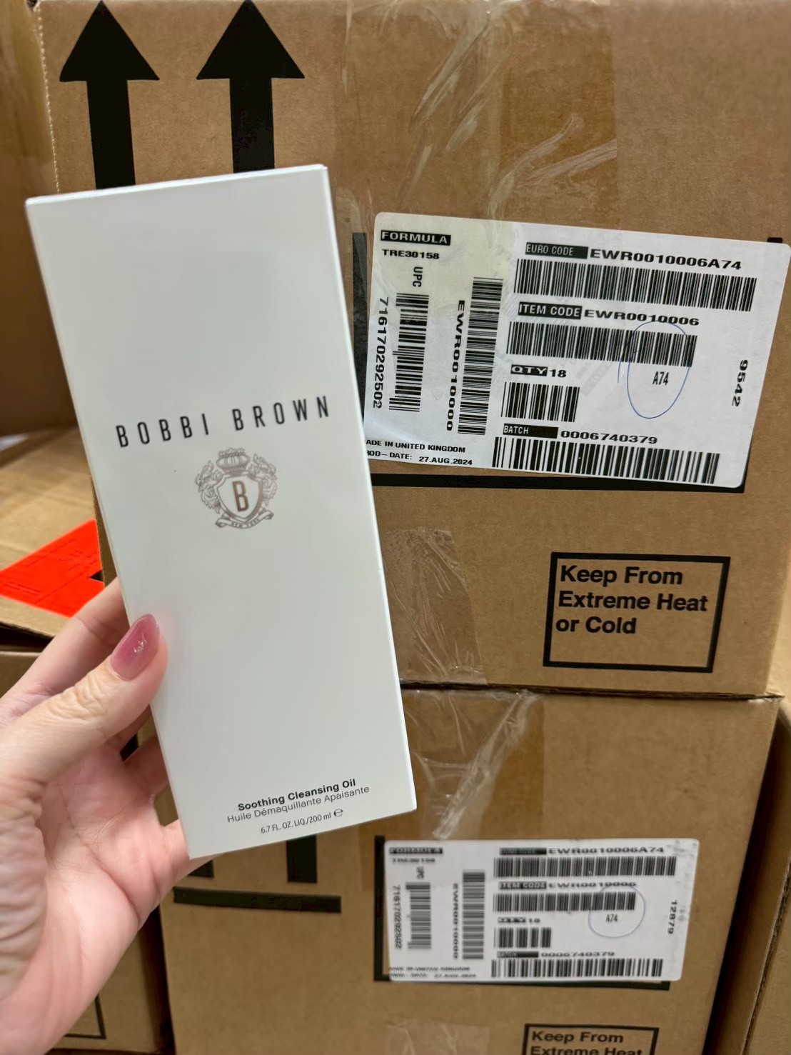 【BOBBI BROWN 超輕水感茉莉淨妝油(200ml)】(限時特賣)