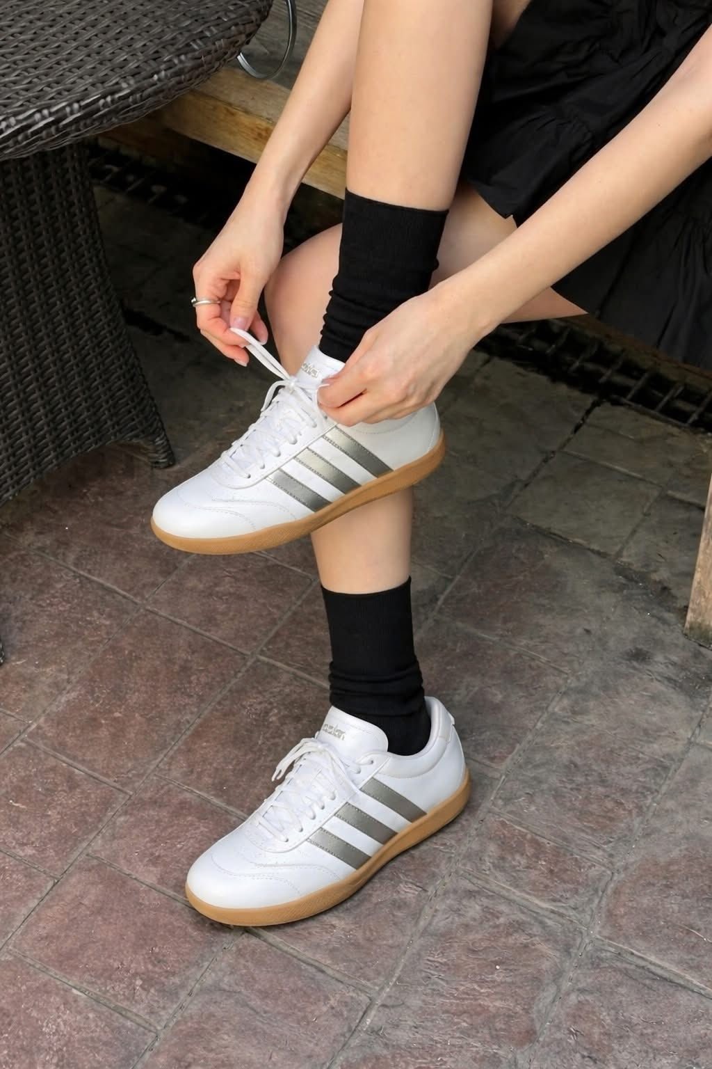 【Adidas Grand Court Lo 女款金屬復古德訓鞋】